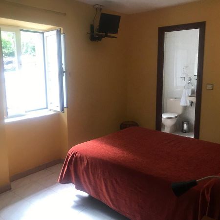 Hostal Parador Penavera โปลา เด โซเมียโด ภายนอก รูปภาพ